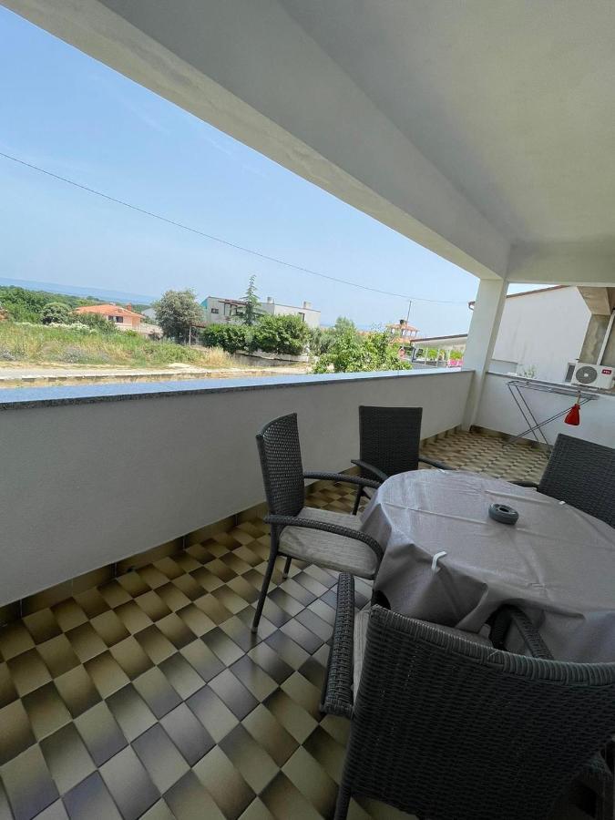 Apartman Varea Лижнян Экстерьер фото